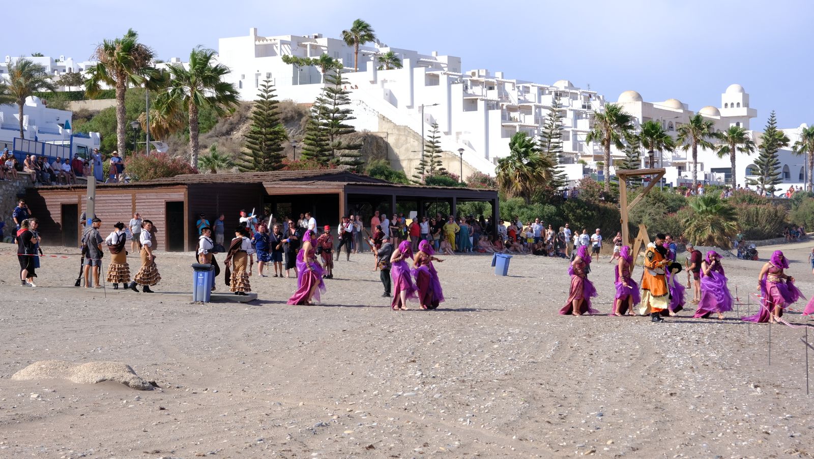 Moros y Cristianos de Mojácar en la Playa del Lance, en imágenes