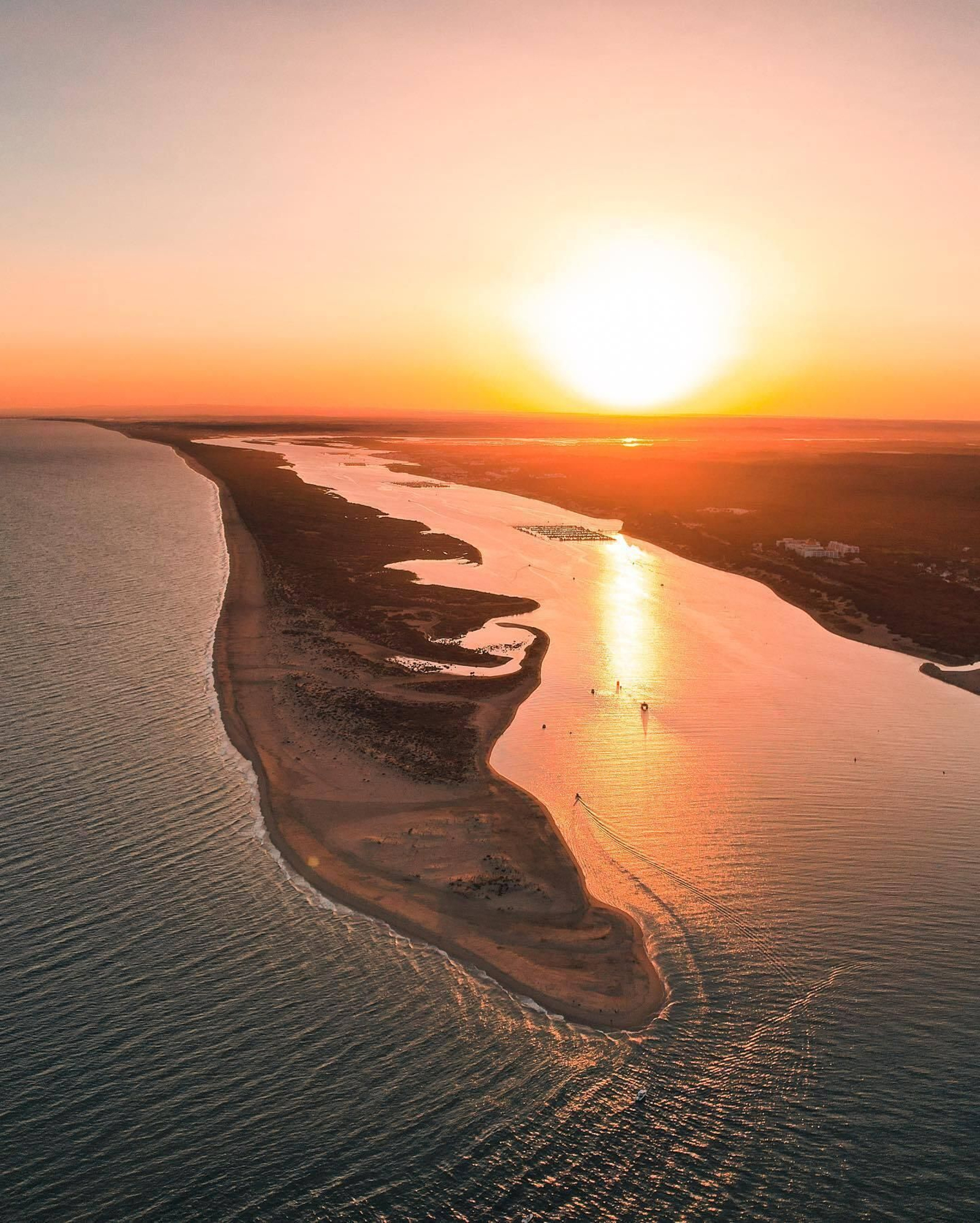Flecha de El Rompido desde el aire Flecha de El Rompido desde el aire
