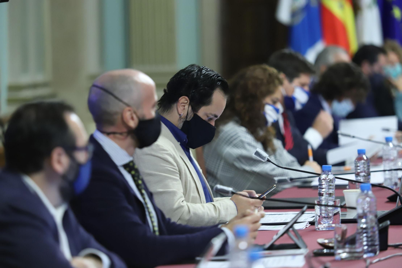 Imágenes del pleno celebrado en el Ayuntamiento de Huelva