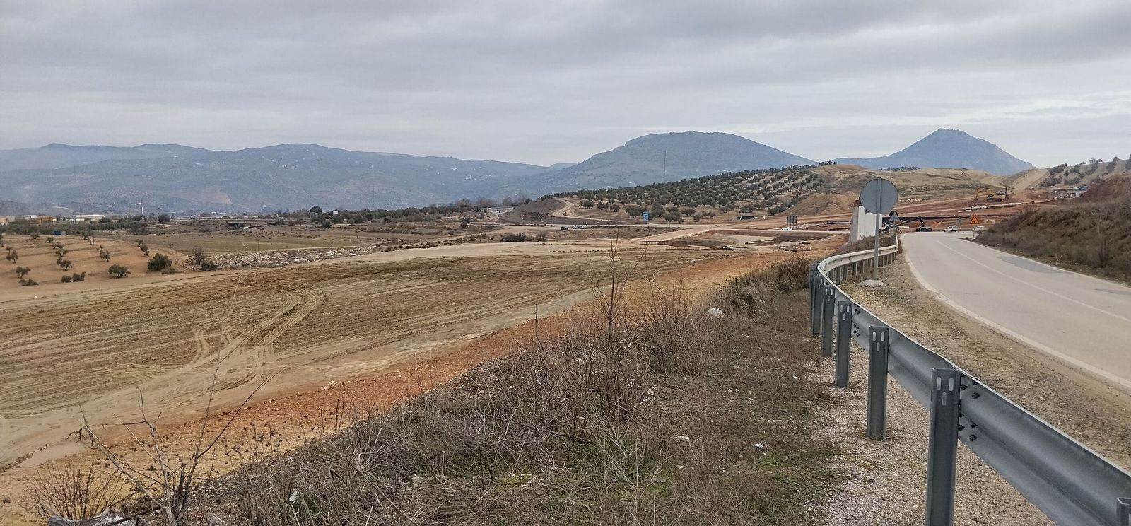 Obras en la Variante de Loja en el tramo de Riofrío