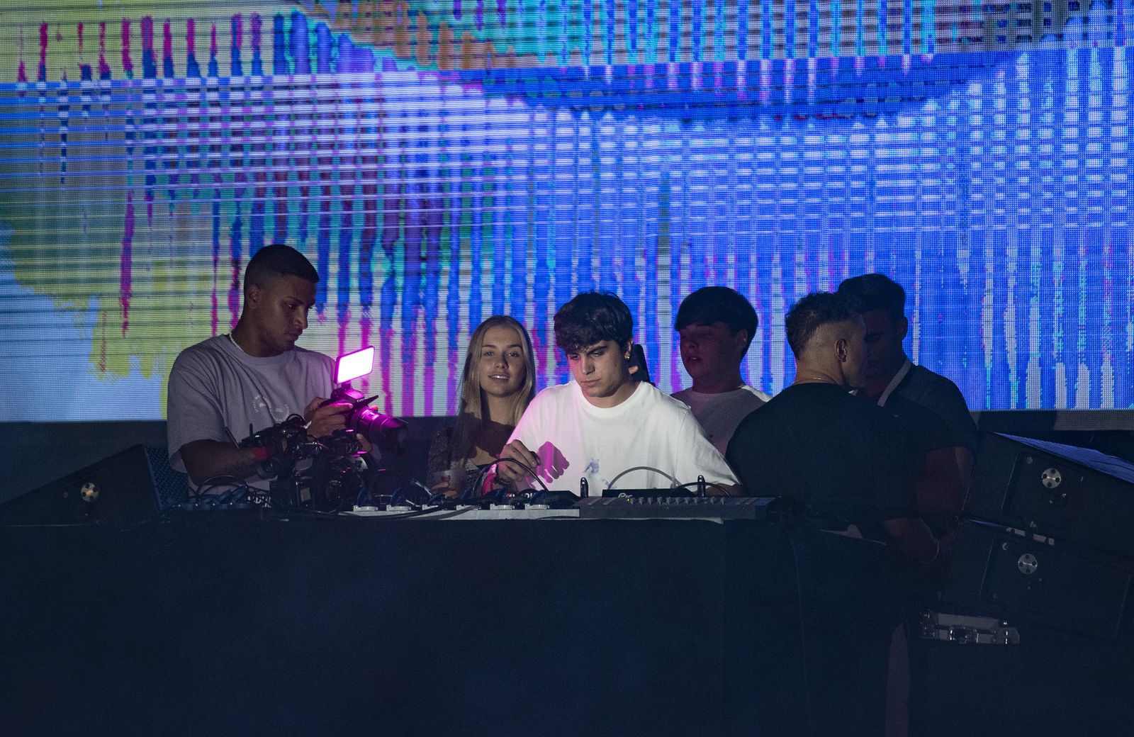 Las imágenes de  Lirico en la casa en el  Bienvenida Music Festival