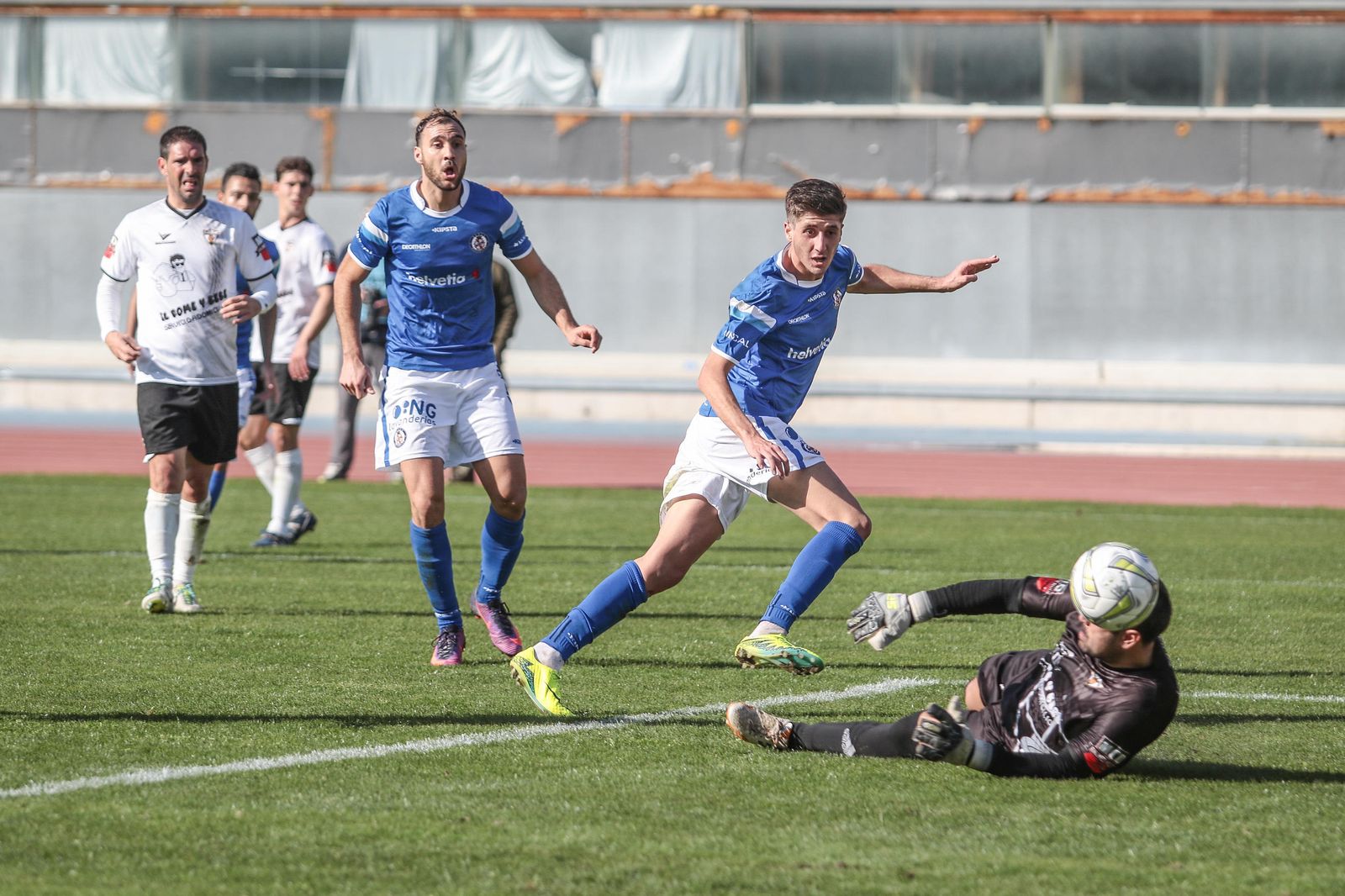 Goma ha marcado dos dianas en los primeros partidos del año del Xerez DFC.