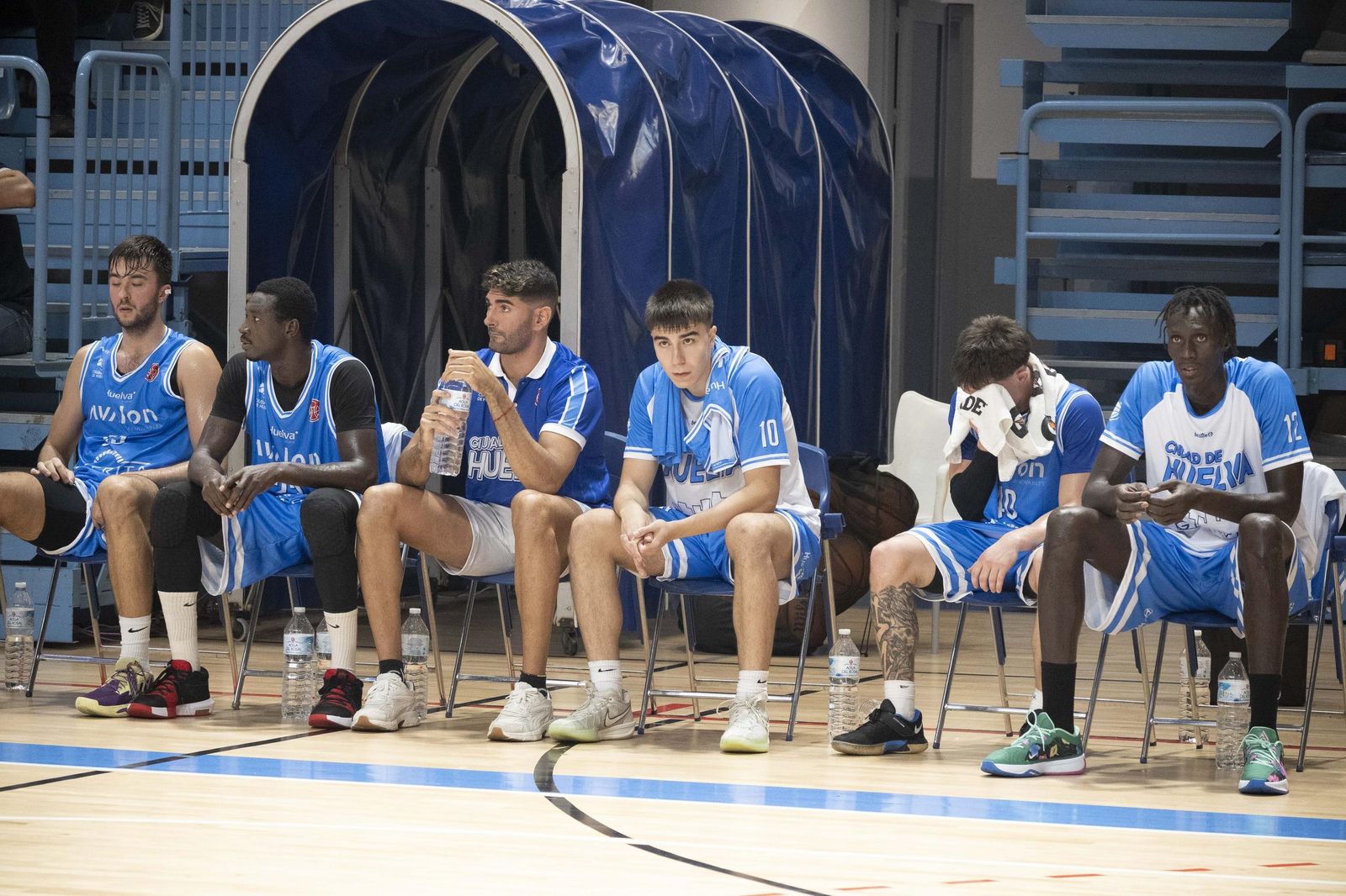 Imágenes del partido entre el Ciudad de Huelva y Biele ISB