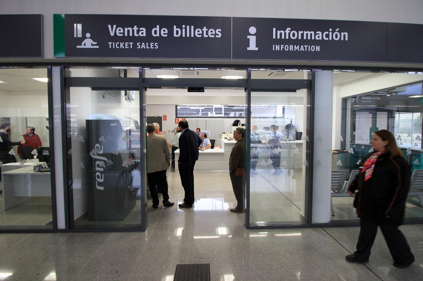 Imágenes de la nueva estación de tren en Huelva