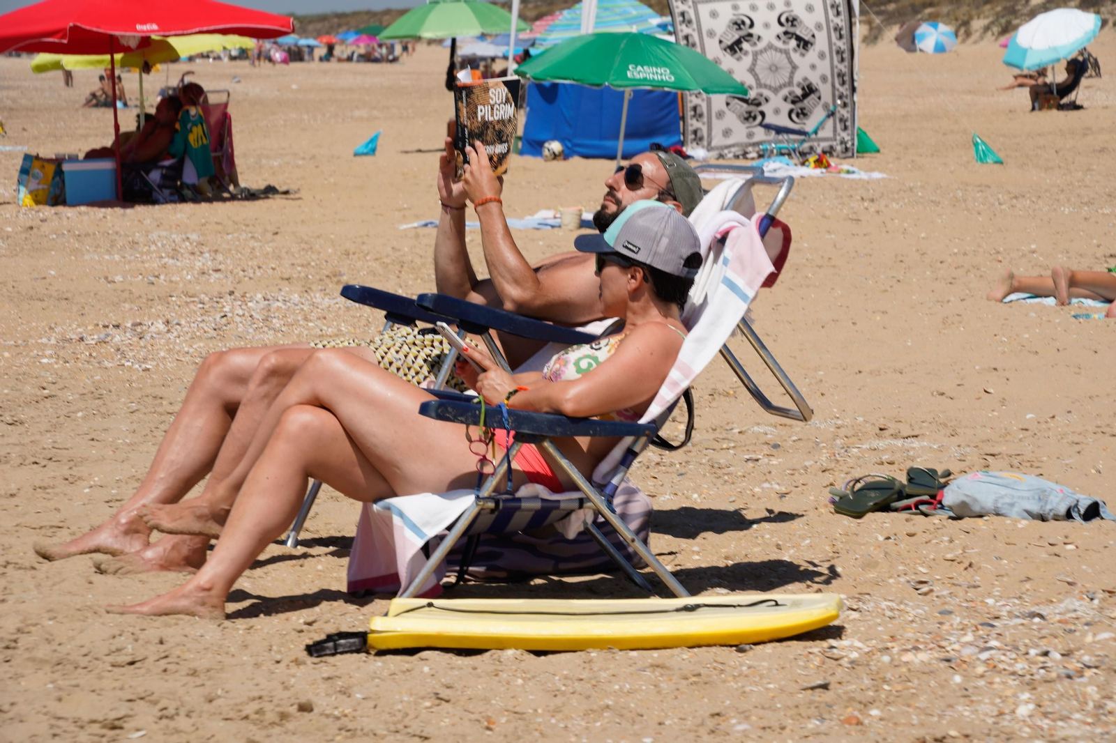 Imágenes de las playas de Huelva el sábado 17 de agosto