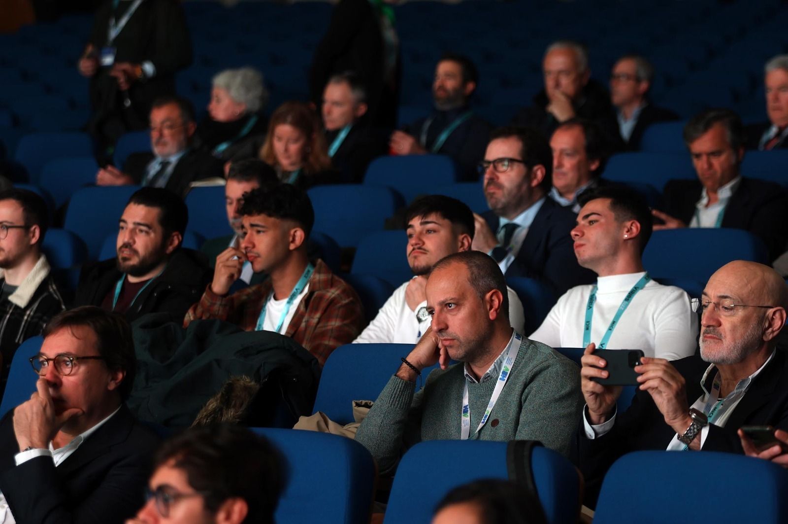 Imágenes de la mesa redonda 'H2V como vector de descarbonización' este viernes en Huelva