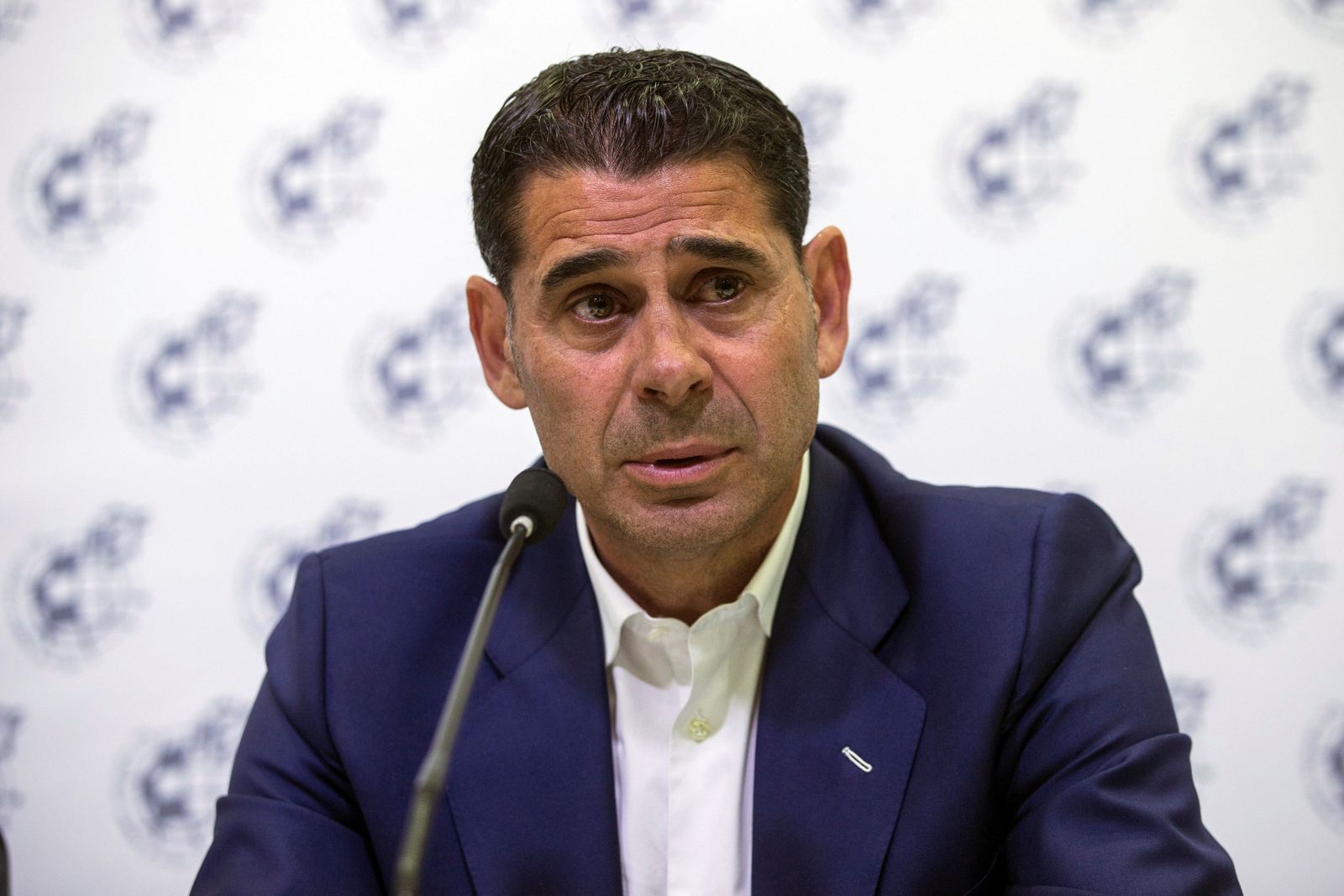 Fernando Hierro, en una rueda de prensa reciente.