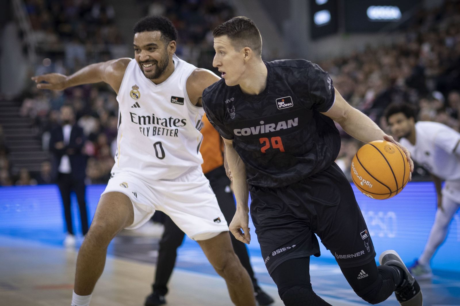Jugada de Bozic en un partido anterior en el Palacio