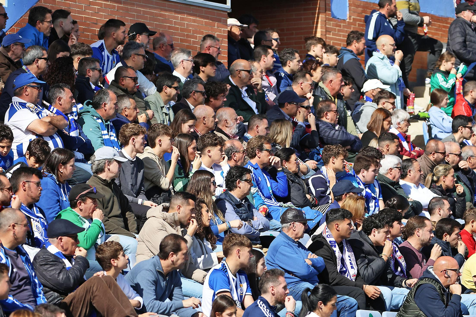 Ambiente en las gradas del Recreativo de Huelva vs AD Ceuta FC