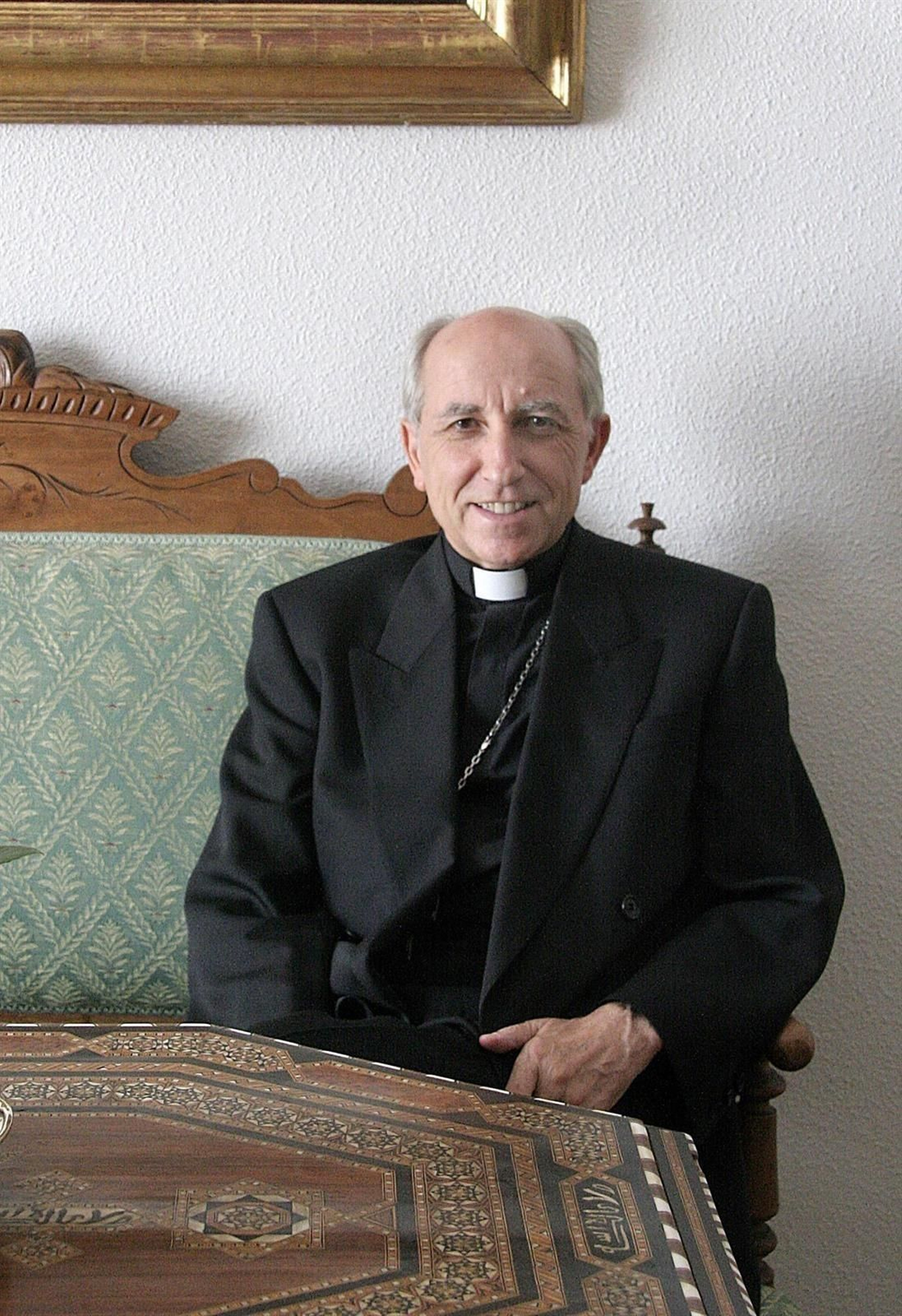 Monseñor García Burillo.
