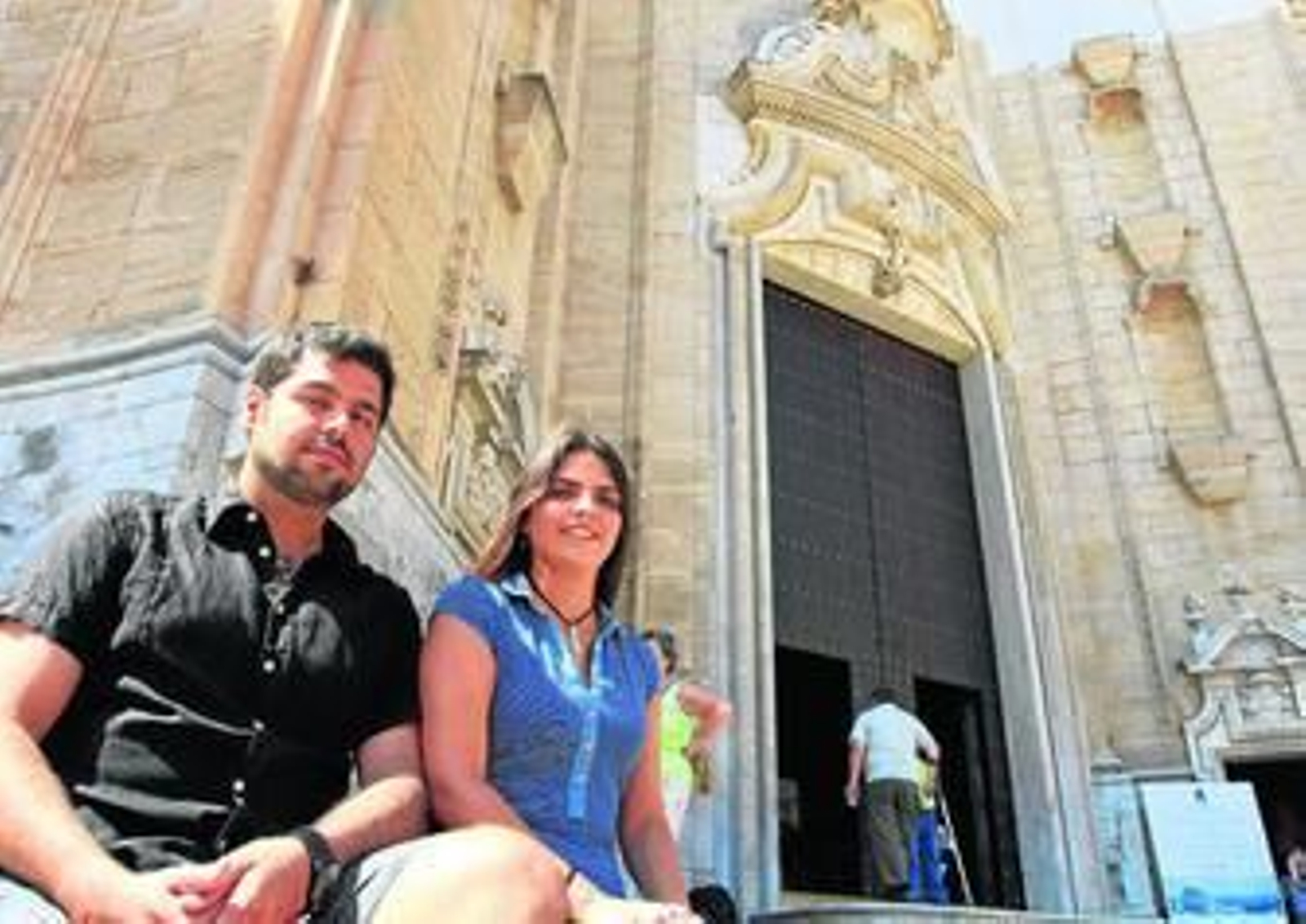 Jorge Enrique García y Sandra Massa, fundadores del conjunto vocal Virelay, en la Catedral.