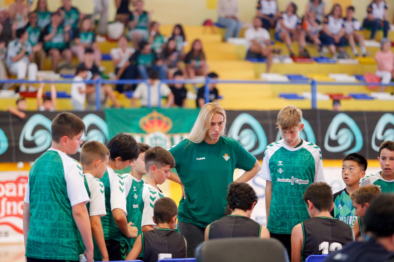 Las fotos de la penúltima jornada del Cadeba mini-masculino de La Línea