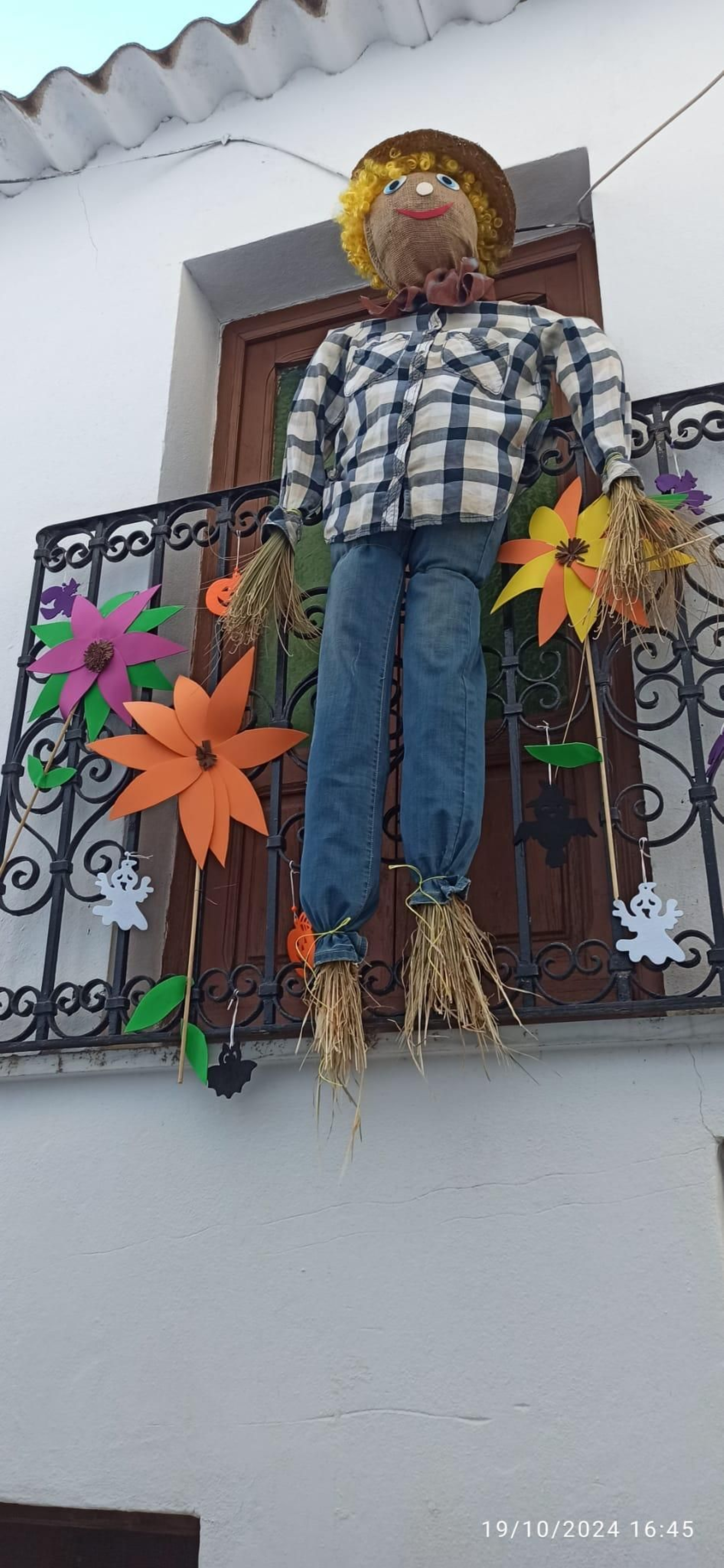 Conoce a los 27 vecinos nuevos que han llegado a vivir a Bacares este otoño