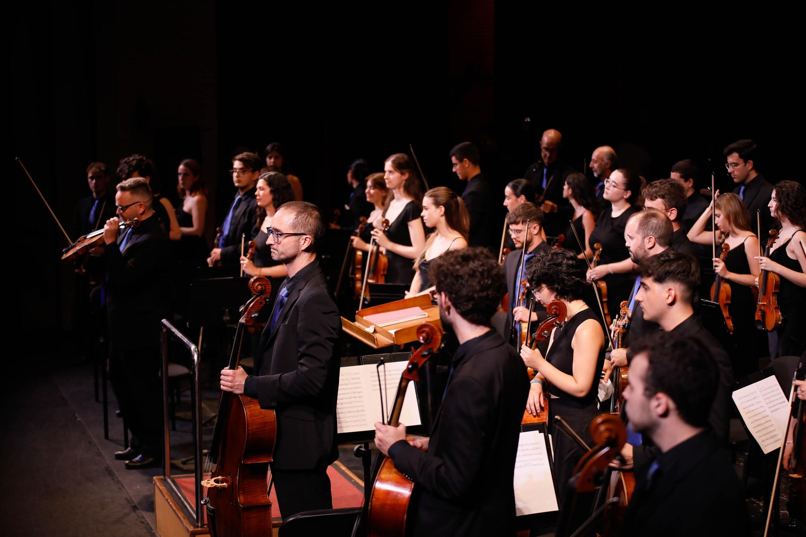 El concierto de la Orquesta de la UAL en el Auditorio Maestro Padilla, en imágenes