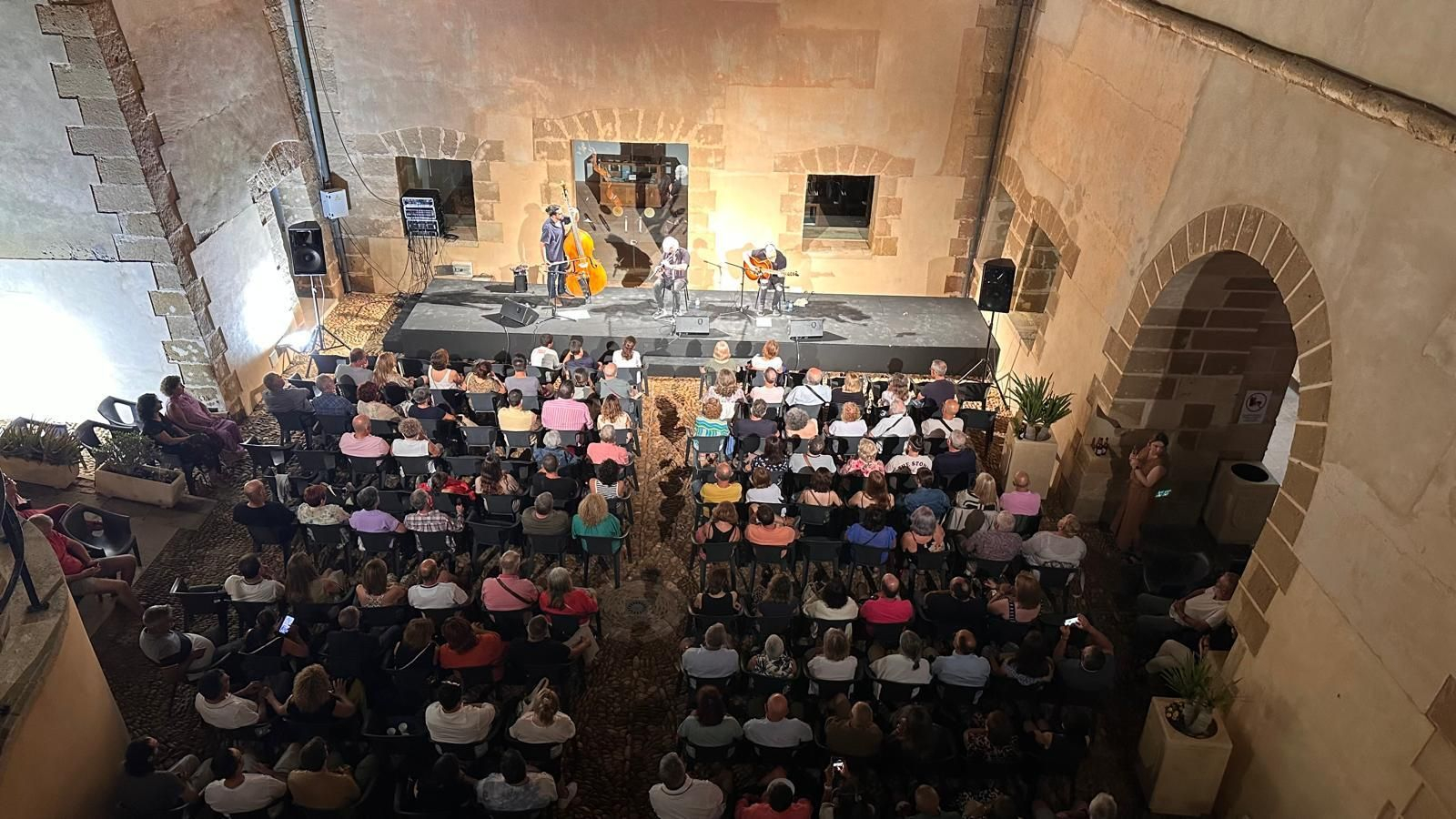 El Castillo de Guardias Viejas de El Ejido, un enclave único para disfrutar de la cultura.