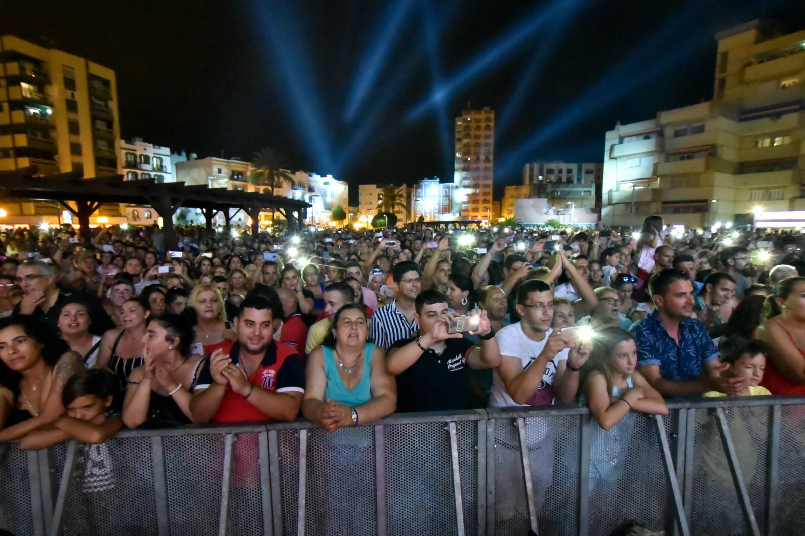 Ultimo Domingo de Feria de la Línea en imagenes