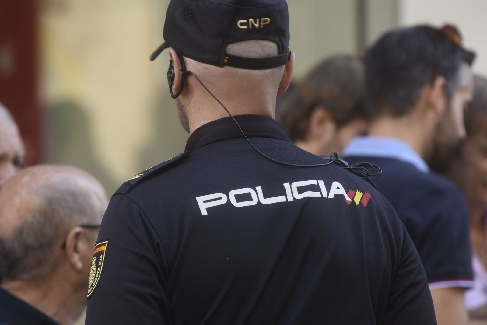 Un agente de la Policía Nacional en Córdoba.