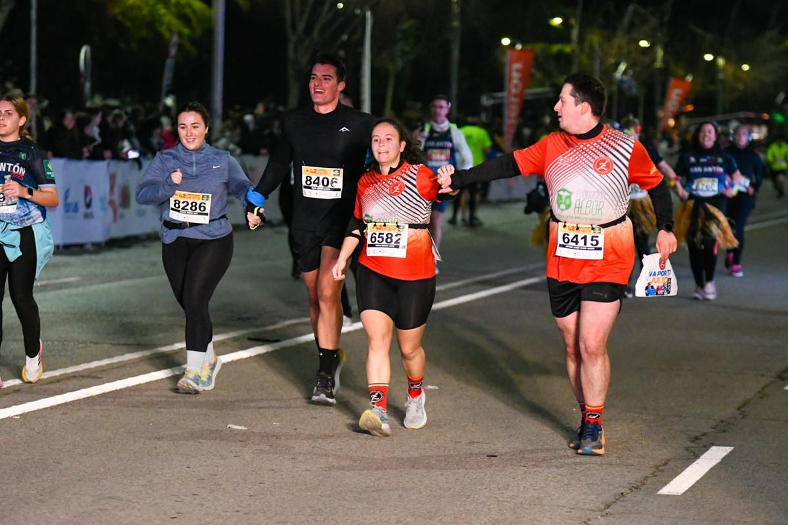 En imágenes: búscate en tu llegada a meta de la Carrera de San Antón 2025 (12)