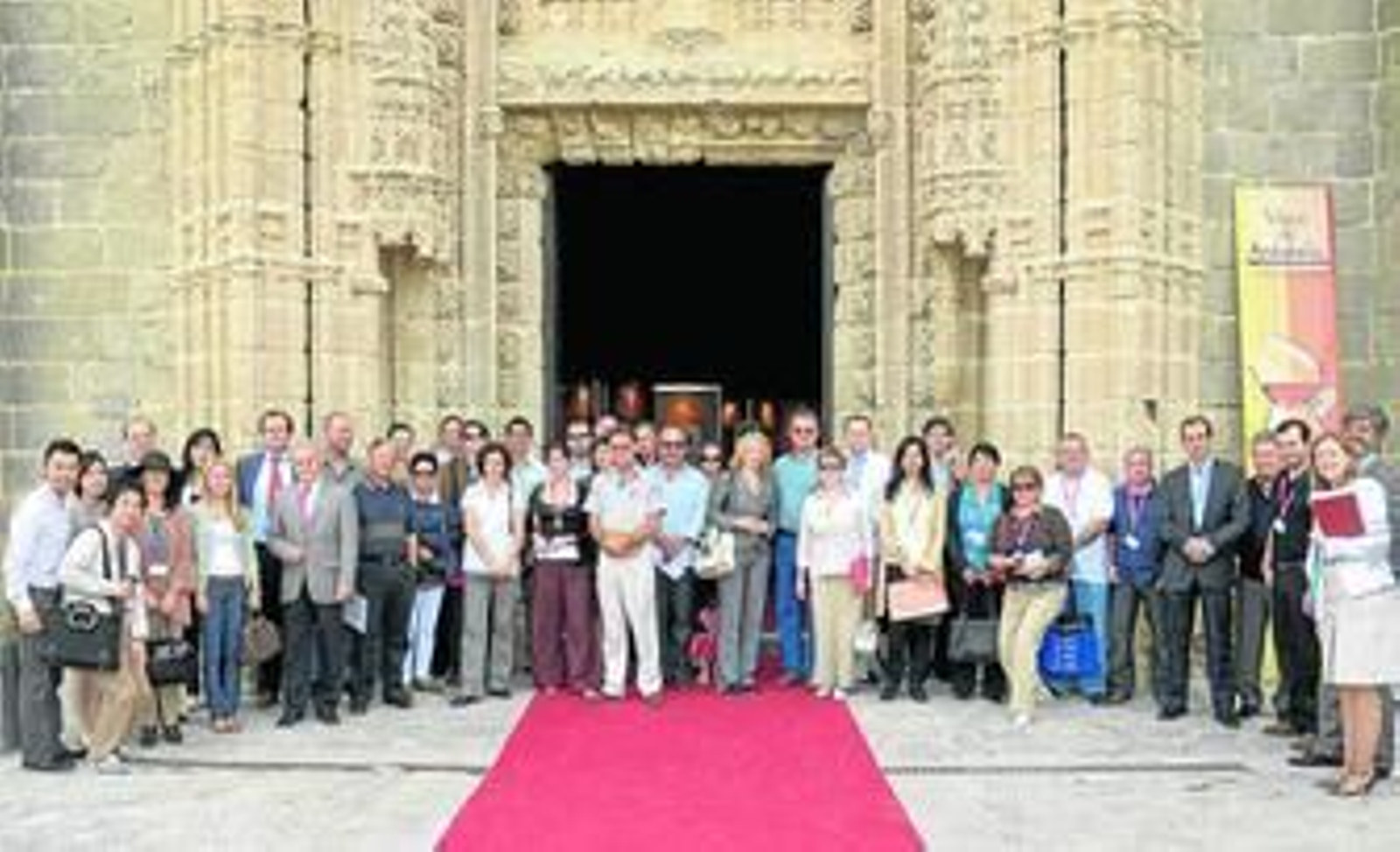 Importadores antes de la celebración del encuentro internacional del vino en Cádiz.