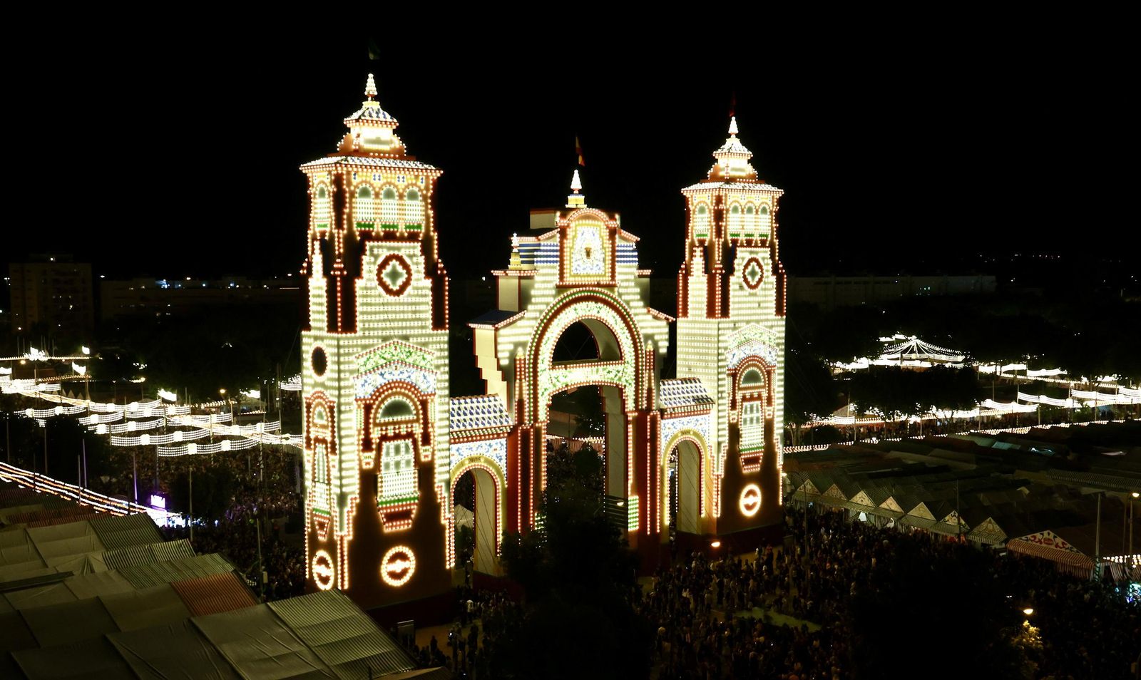 Alumbrao de la portada de Feria 2025