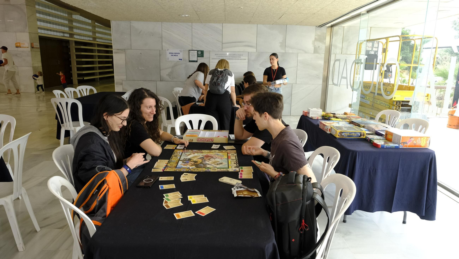 Inauguración del Salón Mangafest en el Palacio de Congresos de El Toyo, en fotos