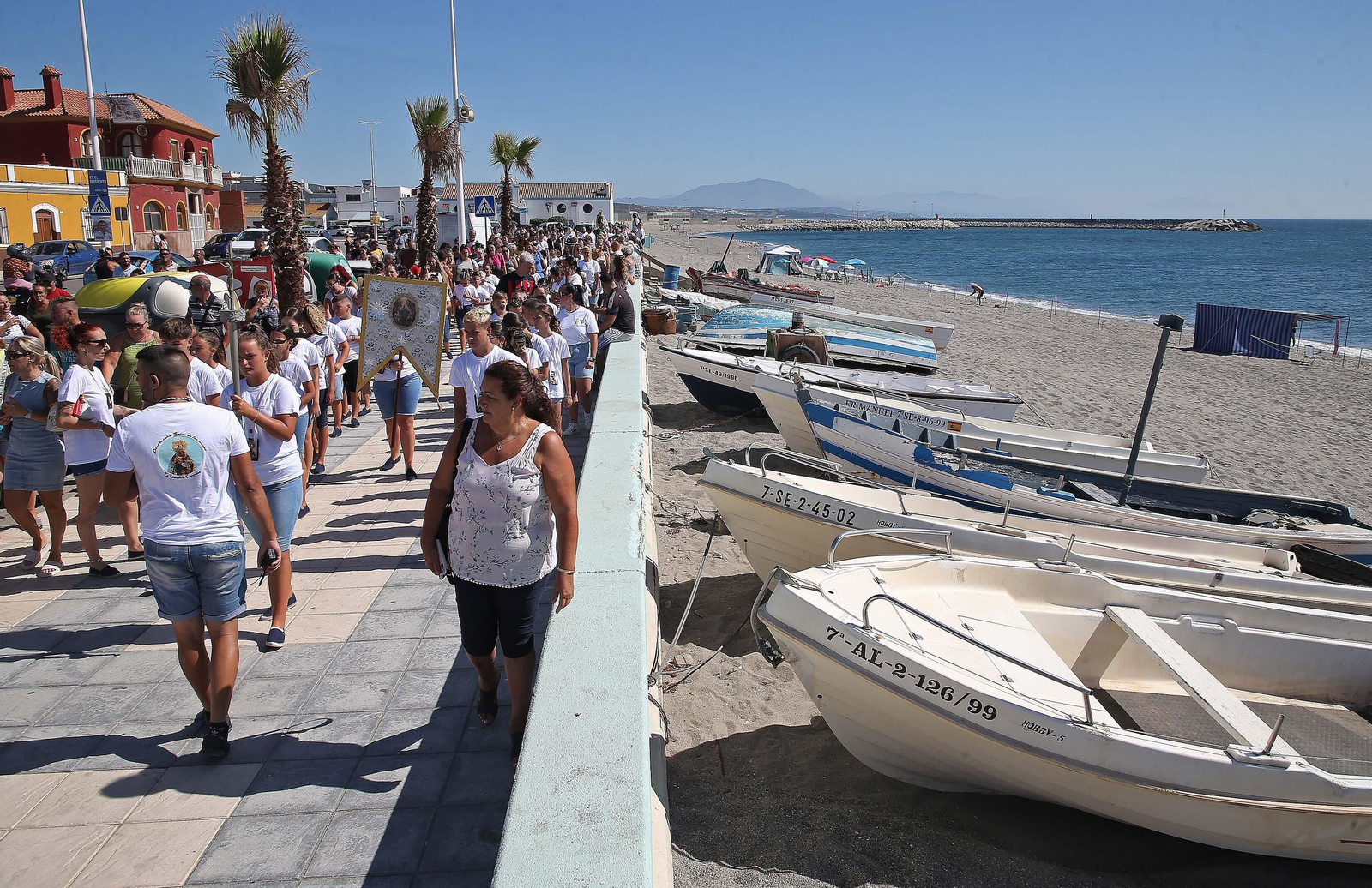 Fotos de la primera procesión infantil de la Virgen del Carmen en La Línea