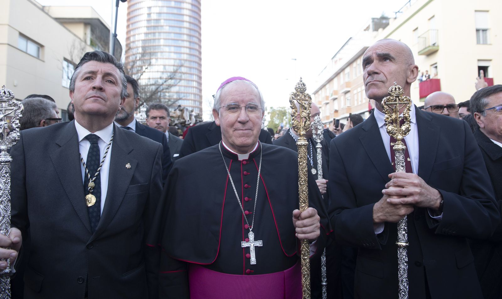 Imágenes del Vía crucis extraordinario del Cachorro por las calles de Triana