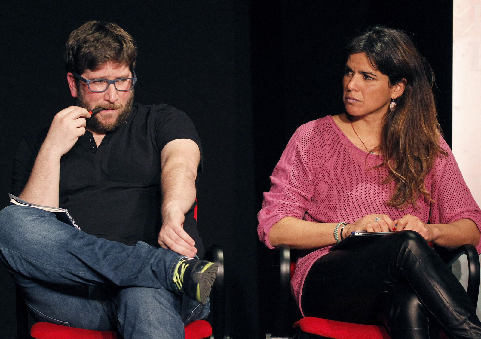 Teresa Rodríguez, junto al eurodiputado de Podemos, Miguel Urbán.