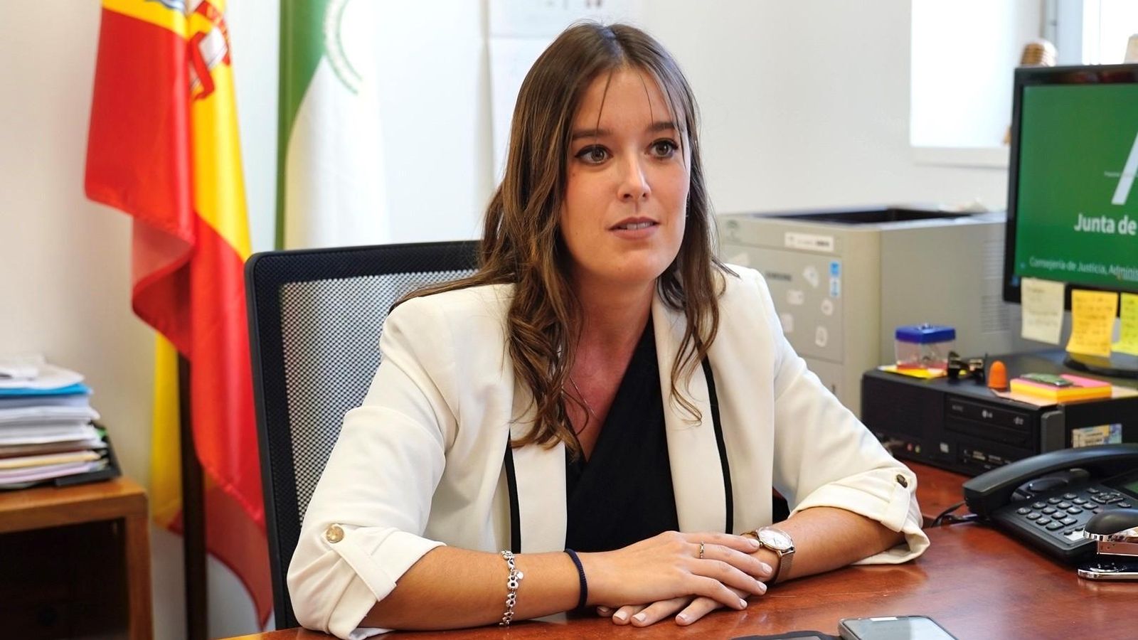 Guadalupe Suárez, durante la entrevista, en su despacho. Guadalupe Suárez, durante la entrevista, en su despacho.