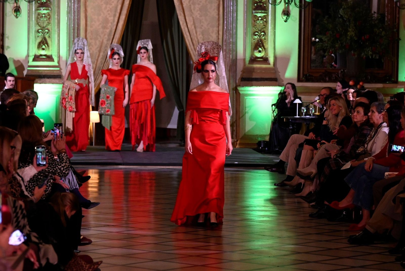 Las mejores fotos del Desfile de Moda Flamenca de Alcer Córdoba