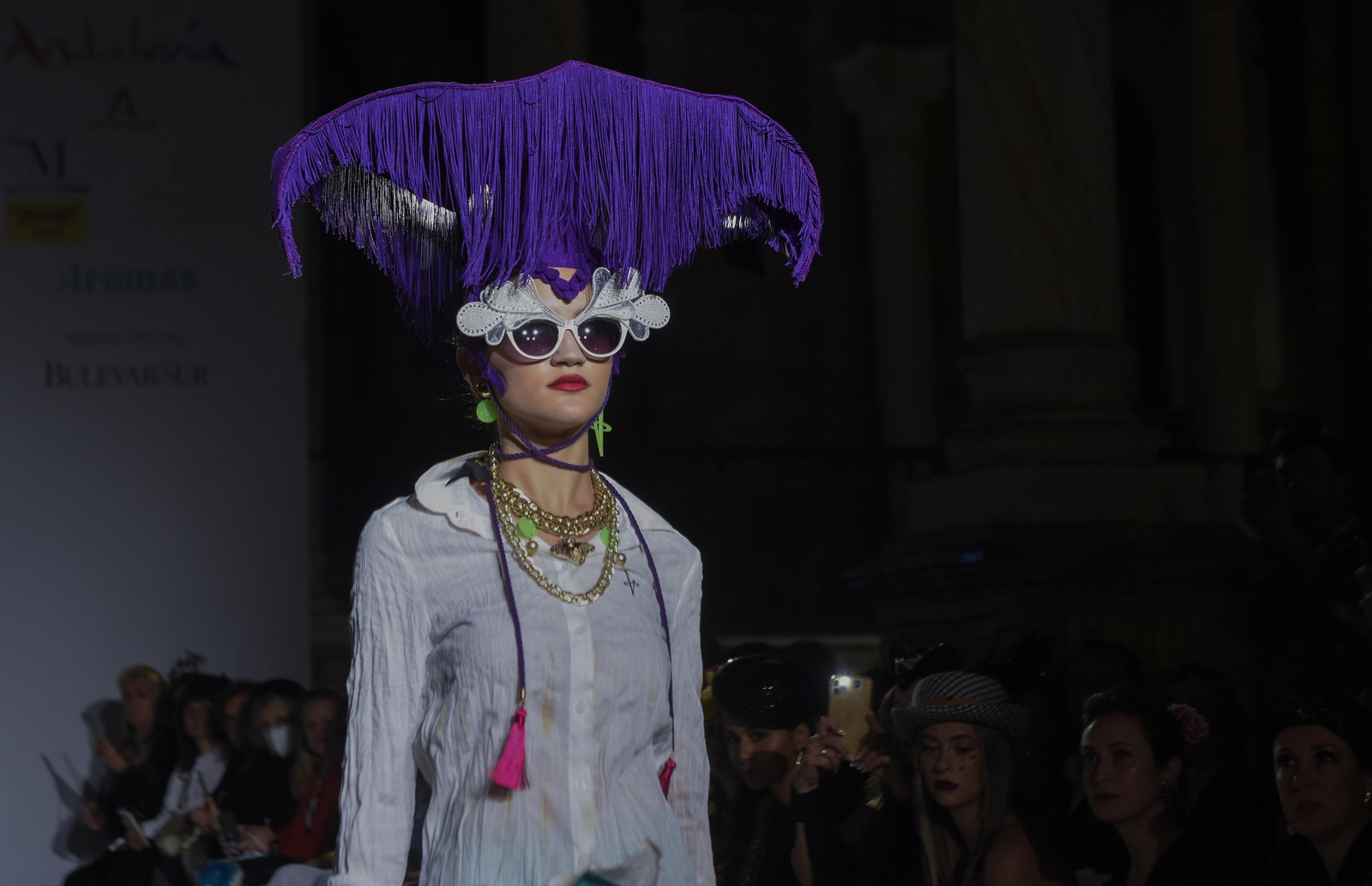 El desfile de Vivascarrión en la pasarela de novia e invitada SIQ 2022, todas las fotos