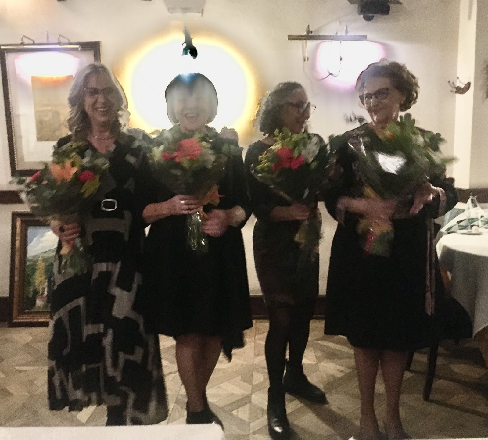 Manoli, Alicia, Carmen y Mari Paz, enfermeras jubiladas del Hospital Materno Infantil de Granada