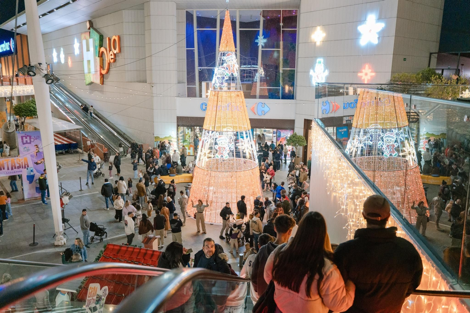 Decorado de Navidad en Holea.