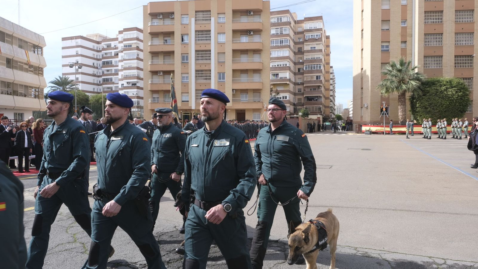 Las imágenes de la toma de posesión del nuevo coronel jefe de la Guardia Civil de Almería