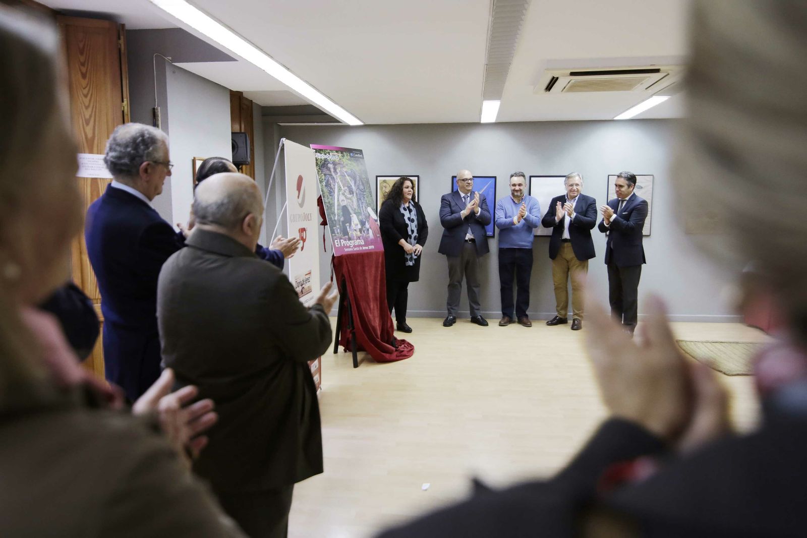 Presentación de la guía cofrade de Diario de Jerez en Arteadiario