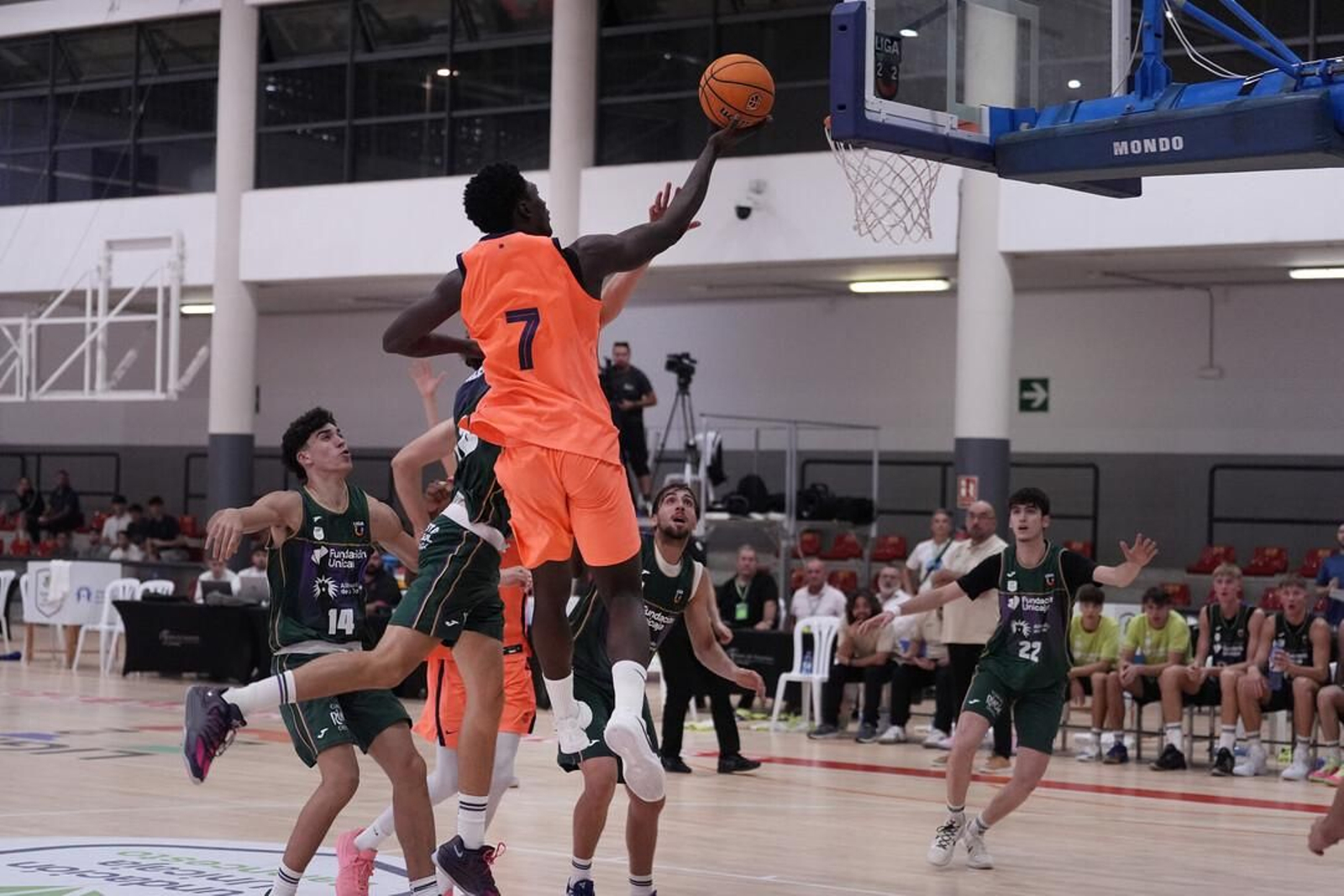 Liga U 22: El Unicaja plantó cara al Barça de Dabone hasta el final (70-87)