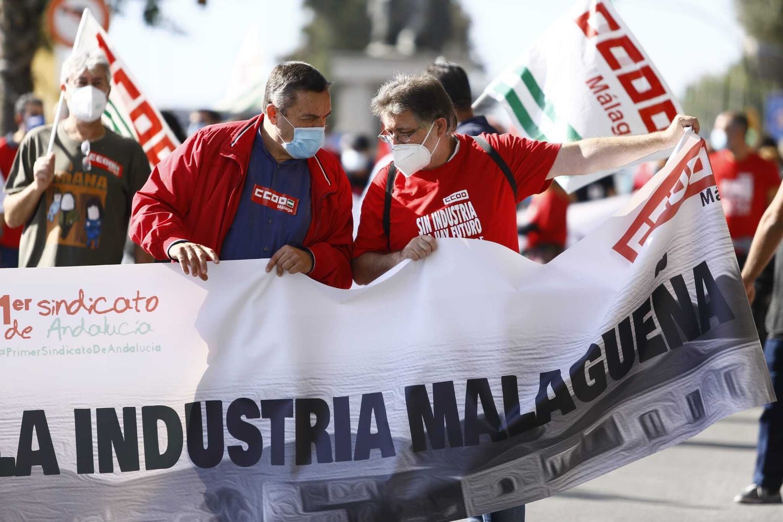 Fotos de la manifestación en Málaga en defensa de la industria local
