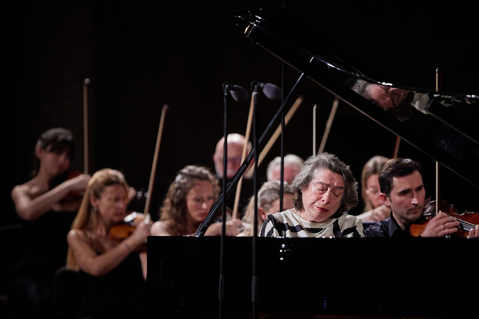 Elisabeth Leonskaja y la Orquesta Sinfónica de Castilla y León. Elisabeth Leonskaja y la Orquesta Sinfónica de Castilla y León.