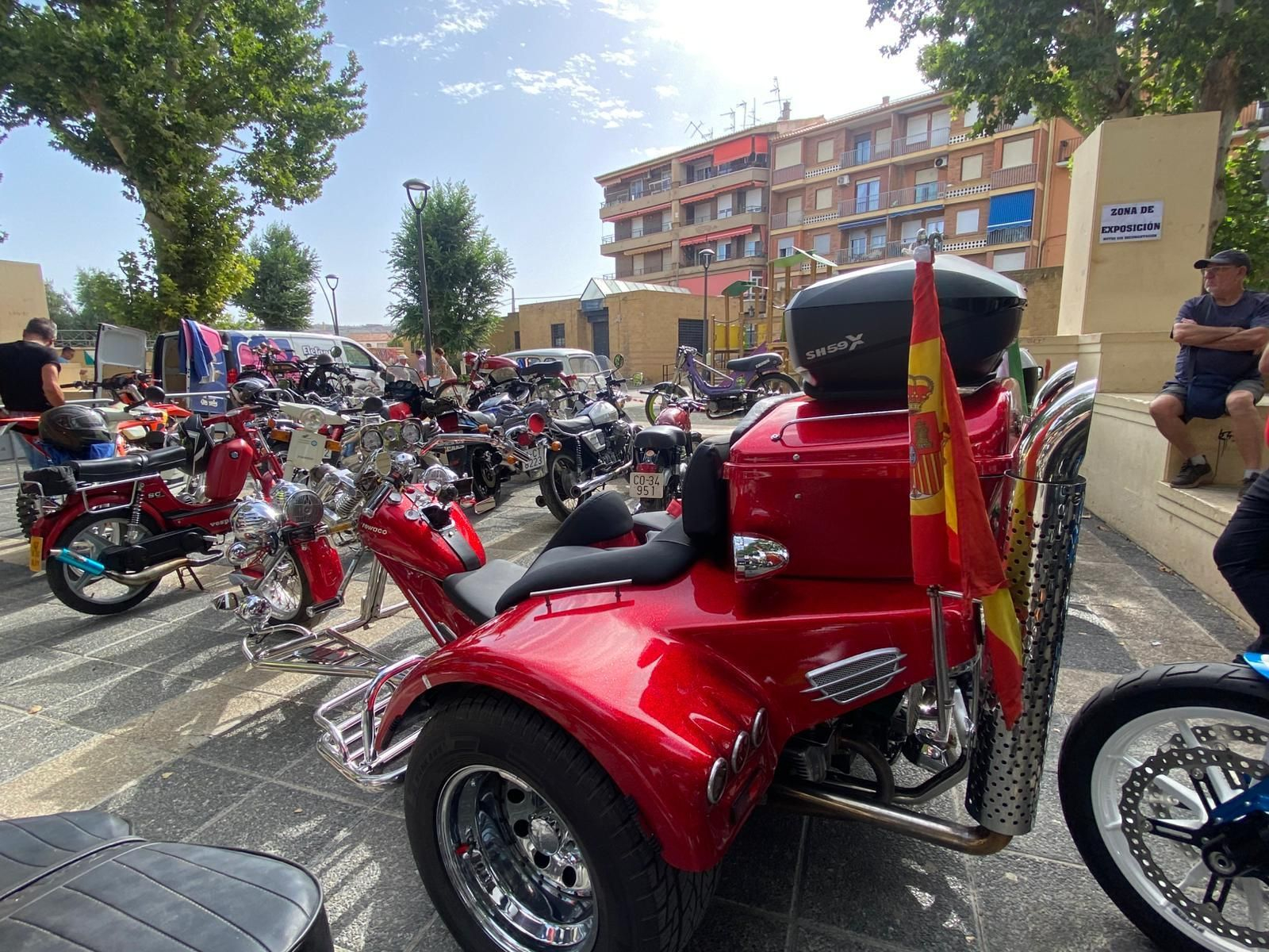 Las mejores imágenes de la XXVII Concentración de Motos de Época Ciudad de Guadix