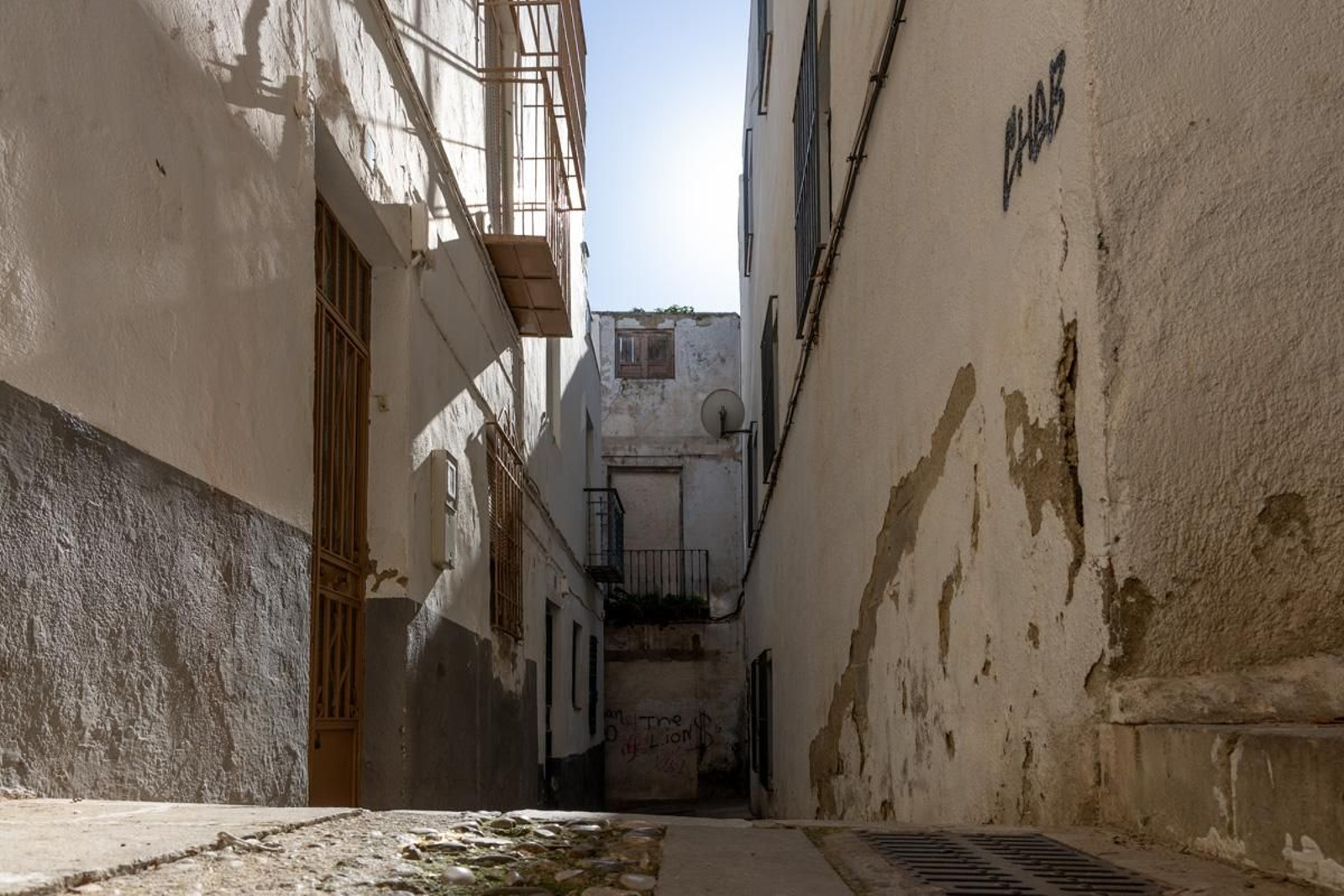 ¿Qué secretos esconde la calle más estrecha de Jaén?