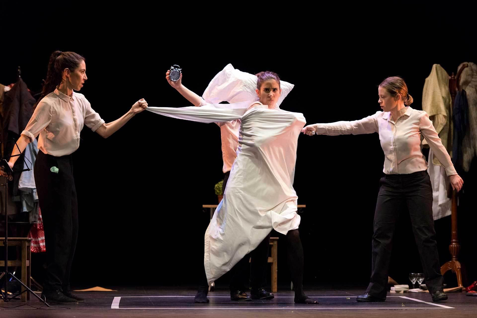 La obra 'Interrupted', de Teatro en Vilo, abre el certamen.