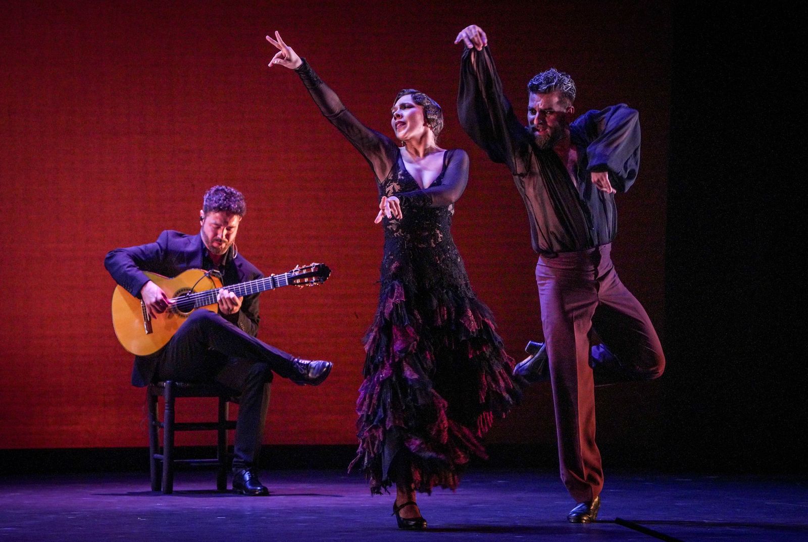 Imágenes del ballet Flamenco de Andalucía 'Tierra bendita', 3o Festival de Jerez