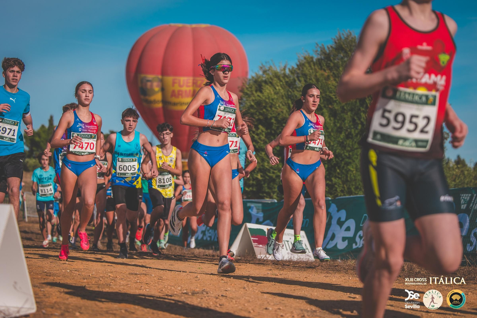 Búscate en las fotos del Cross de Itálica 2025 | 6