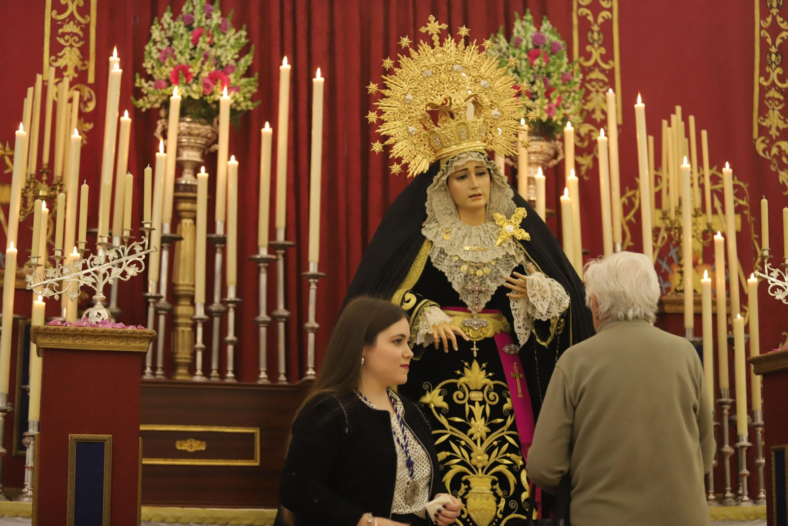 Imágenes del besamanos a la Virgen del Patrocinio en las Colonias