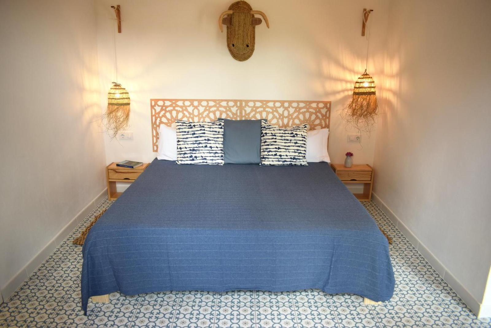 Desconectar en la Sierra de Huelva: así es la casa autosuficiente en la que relajarse en la naturaleza