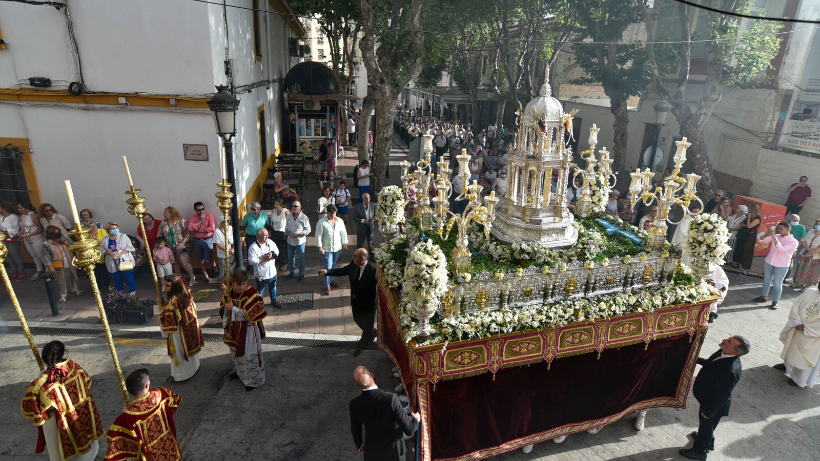 Las fotos de la procesión del Corpus Christi en La Línea