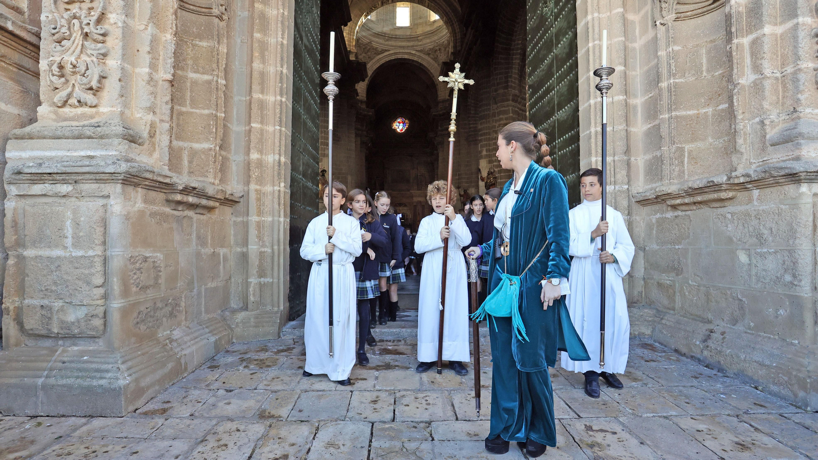 Procesión de la Virgen de la Inmaculada Concepción por las calle de Jerez