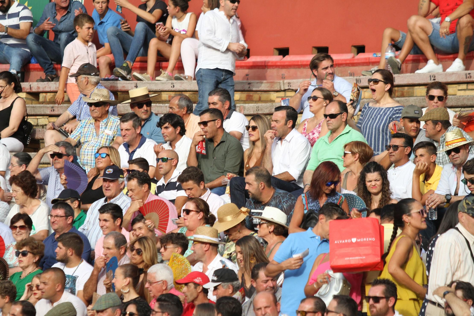 Festejo de Rejones en el coso de La Merced por Colombinas.