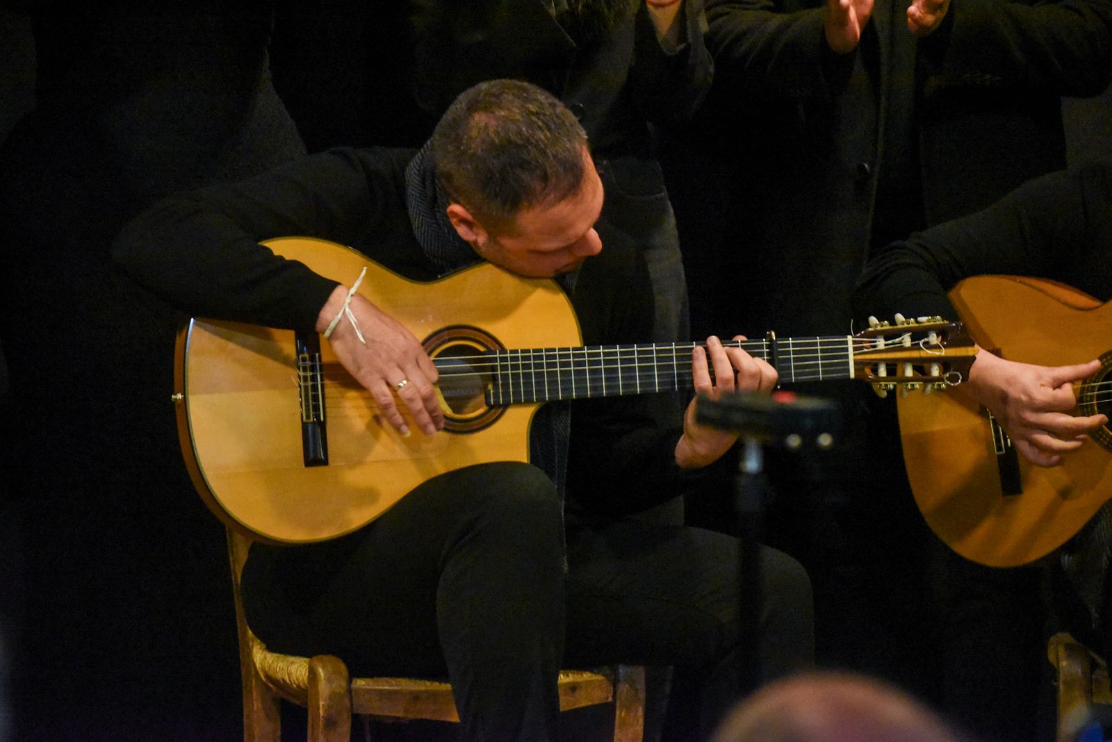 Una zambomba llena de flamenco la Navidad cordobesa en la Posada del Potro, en fotos