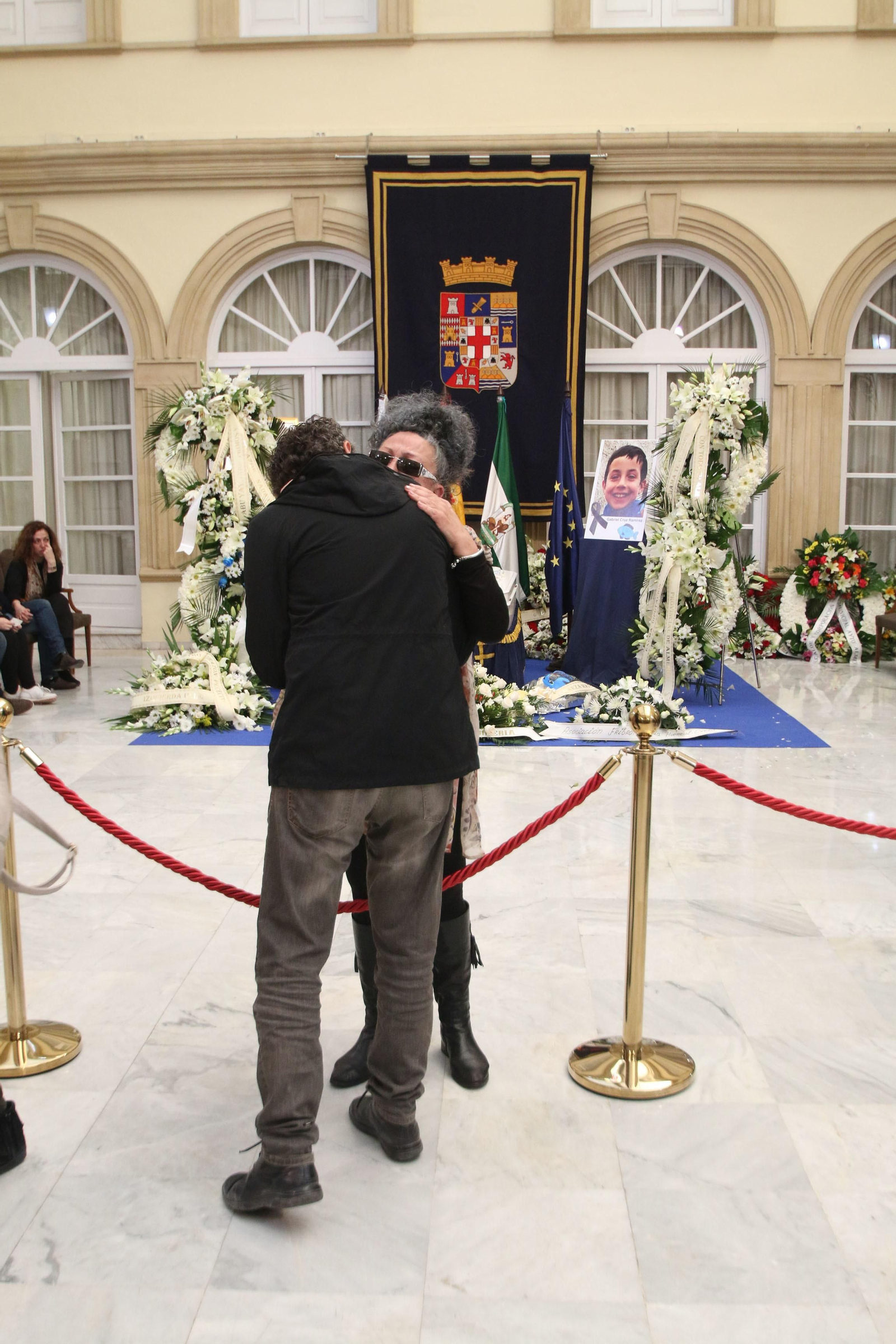 Las imágenes de la capilla ardiente por Gabriel